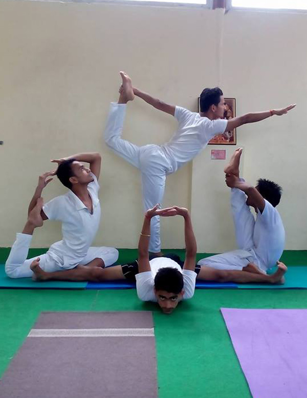 300 Hour Yoga Teacher Training In Rishikesh