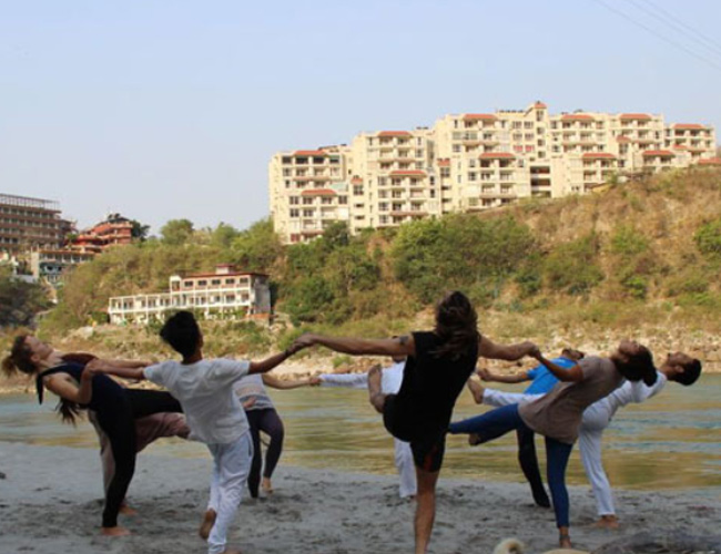 200 Hour Yoga Teacher Training In Rishikesh