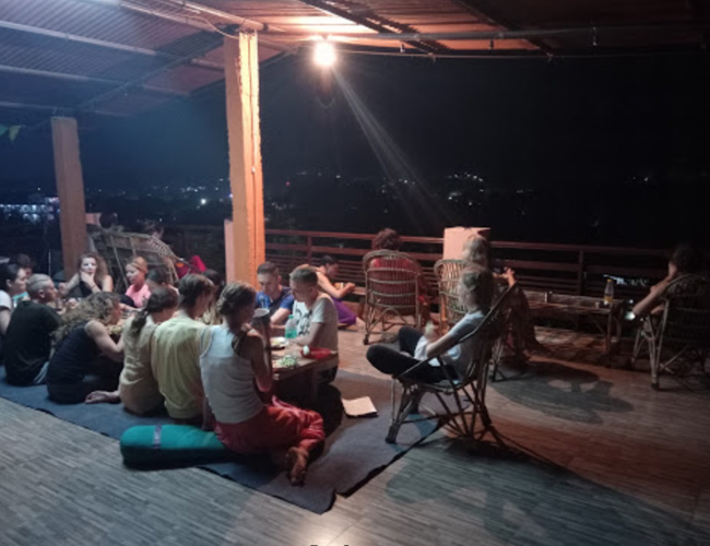 200 Hour Yoga Teacher Training in Rishikesh